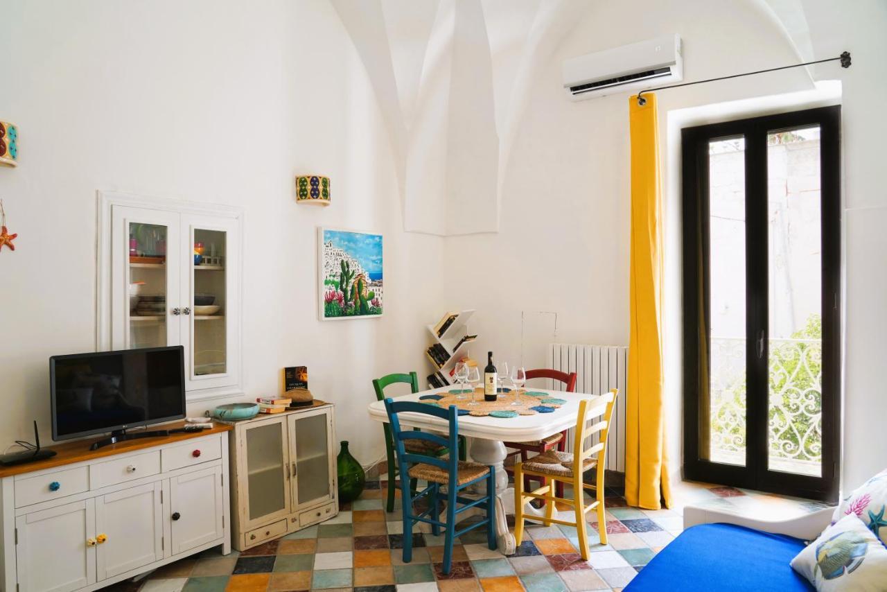 Domus Magistri - A Pochi Passi Dal Centro Storico Villa Ostuni Luaran gambar